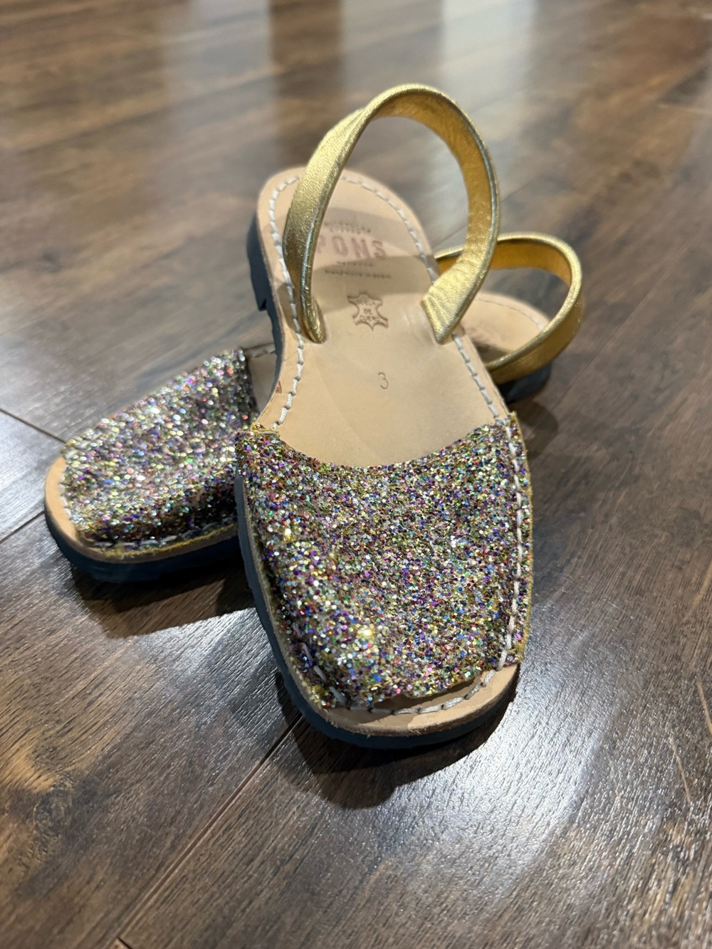 Girls Multicolor Glitter Slingback Sandals in Gold